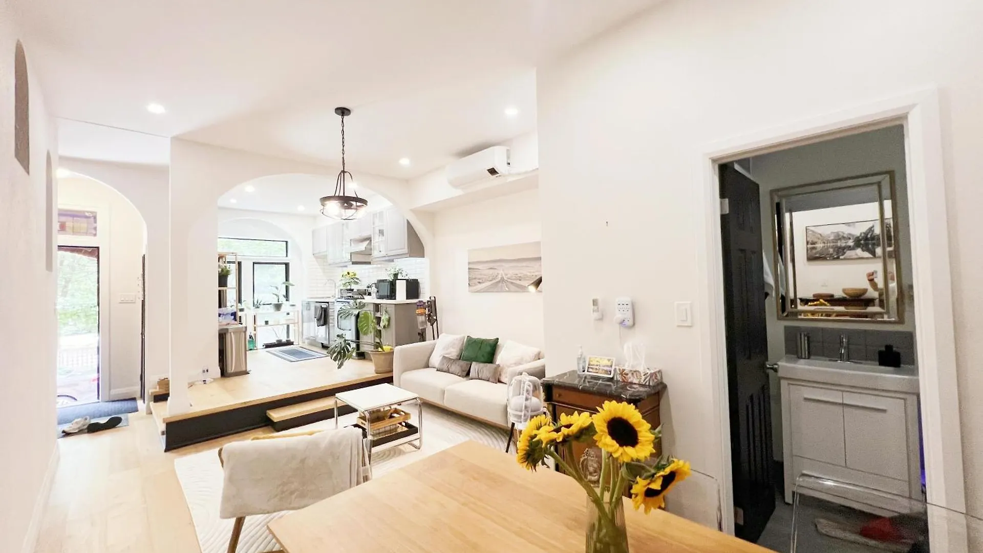 Vihome-22M- Cozy Nice Townhouse In Dt Toronto Near Wellesley And Jarvis